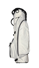 Load image into Gallery viewer, Titleist Players 4 Carbon Golf Bag
